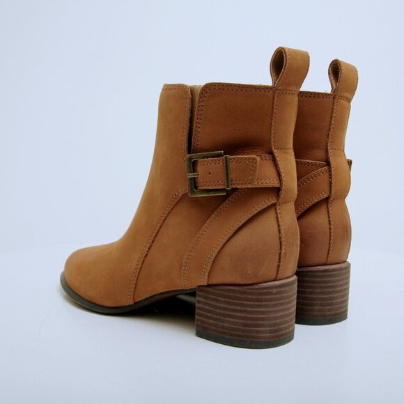 NWOT Vionic Sienna Buckle Leather Boots - Picture 5 of 13